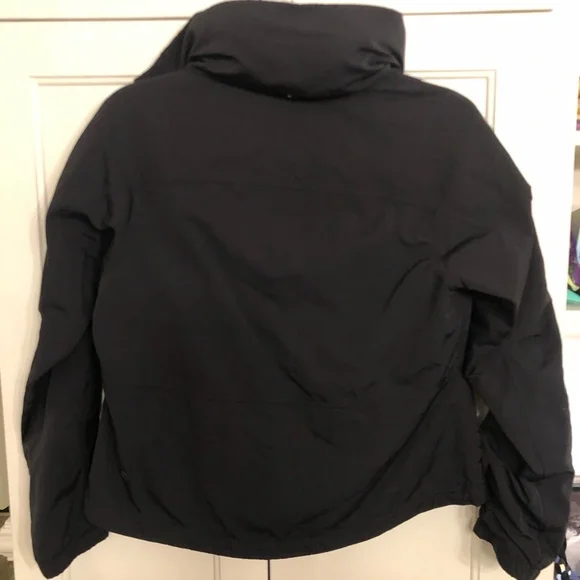 Lululemon Athletica Black Cropped Rain Jacket with Foldable Hood - Picture 4 of 4